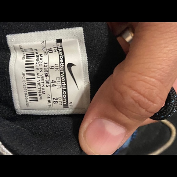 2 pairs of Retro Jordans and nearly new air max’s - Picture 5 of 5